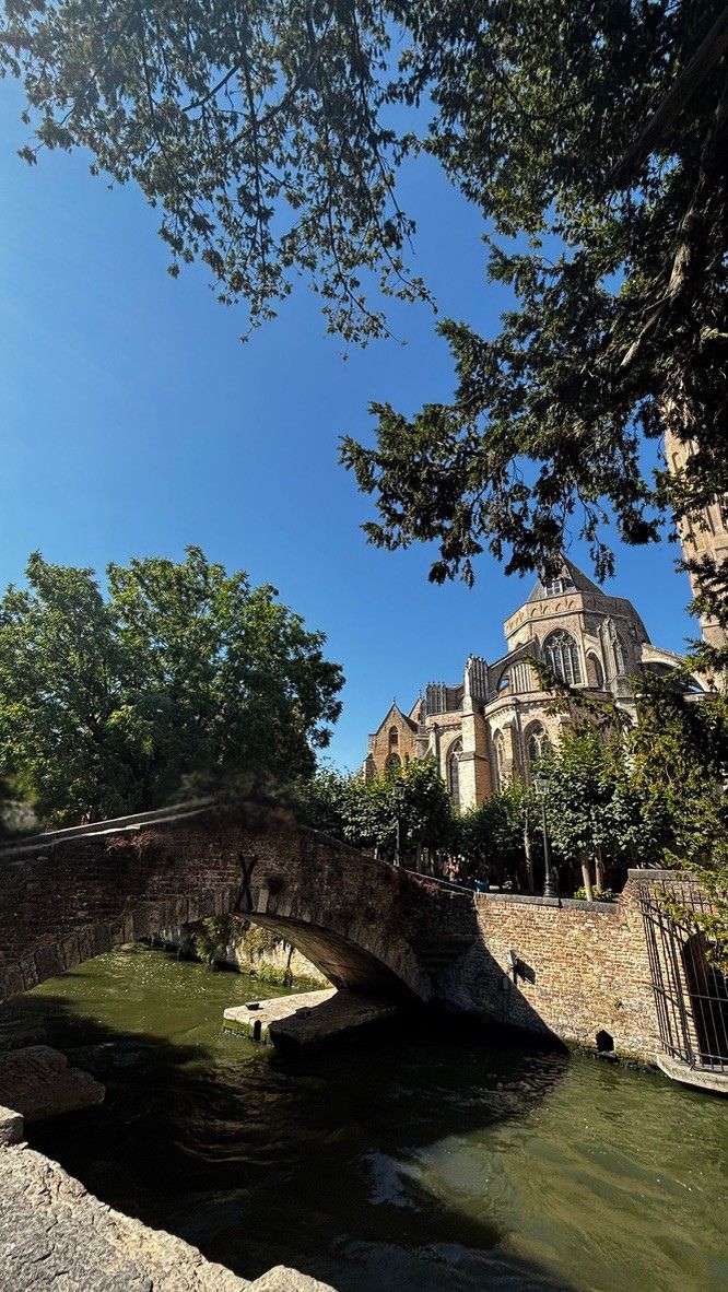 Boniface Bridge with the Church of Our Lady behind it