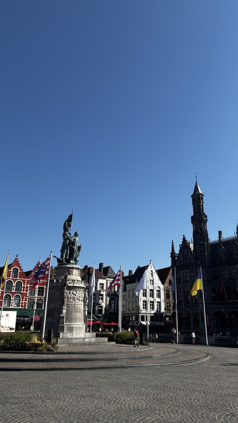 The Markt in Bruges with the statue of Jan Breydel and Pieter de Coninck