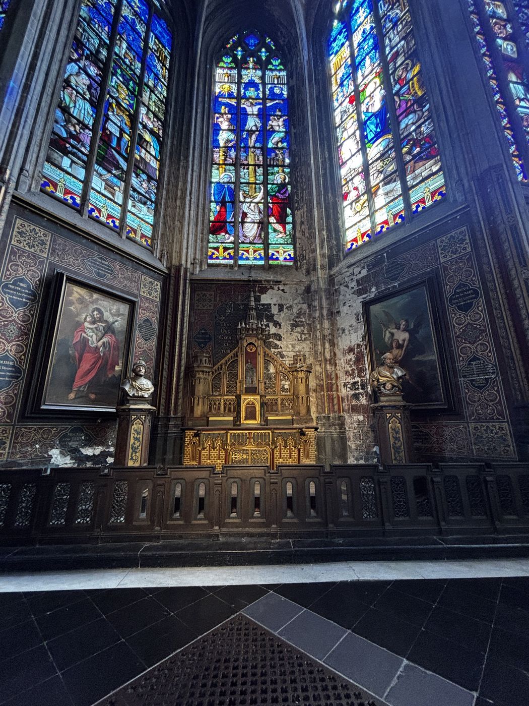 Inside Saint-Maurice