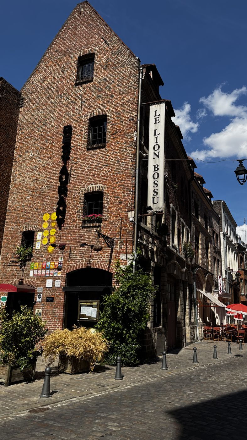 Brick corner building in Vieux-Lille